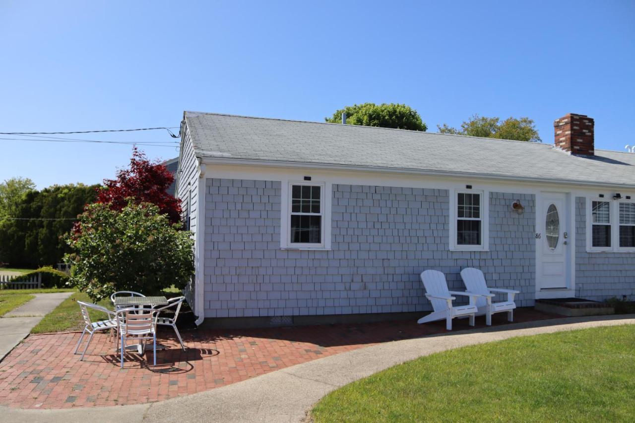 Seaside Serenity, Just A Block /0.1 Mile Away From The Beach Yarmouth Port 外观 照片