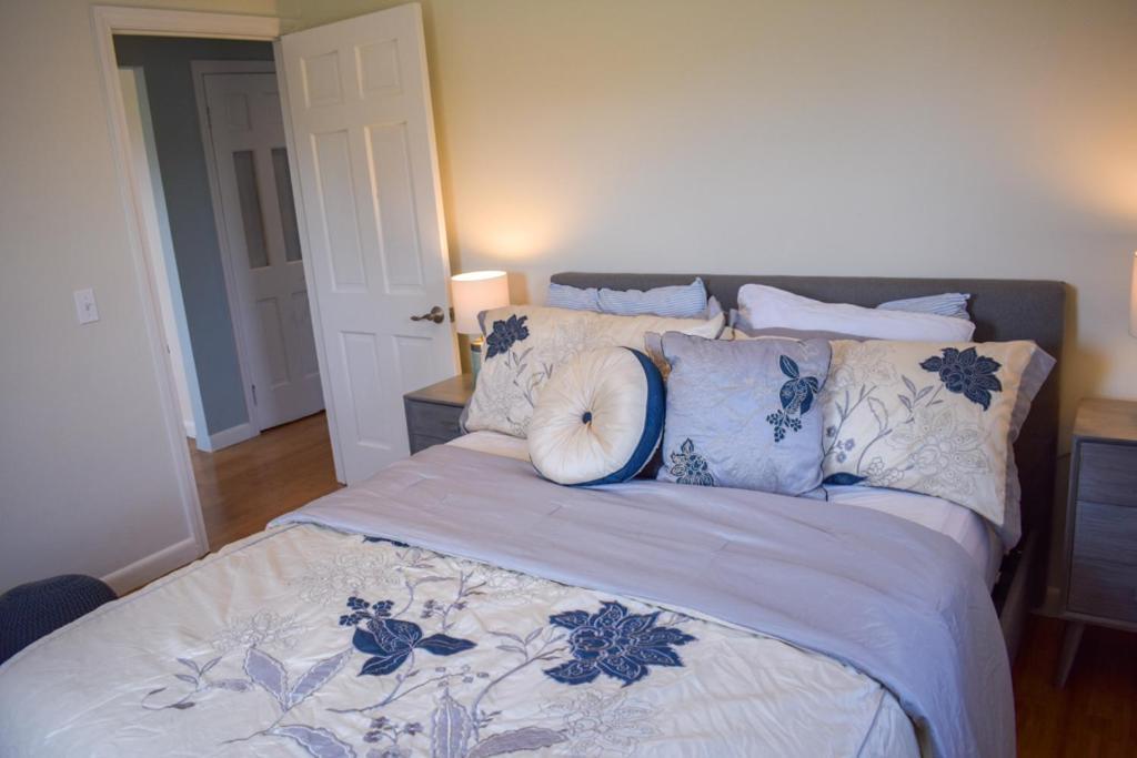 Seaside Serenity, Just A Block /0.1 Mile Away From The Beach Yarmouth Port 外观 照片